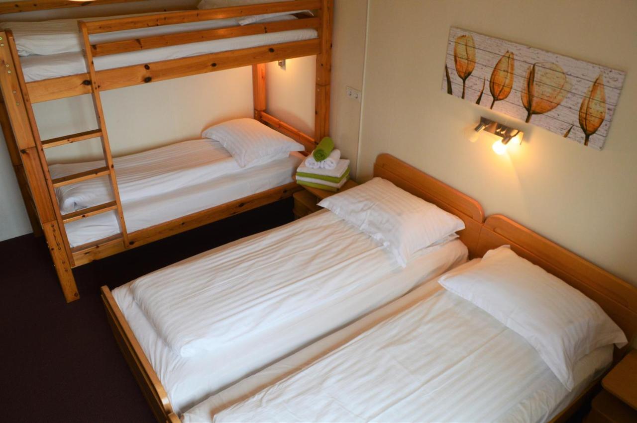 Hostel Hi *