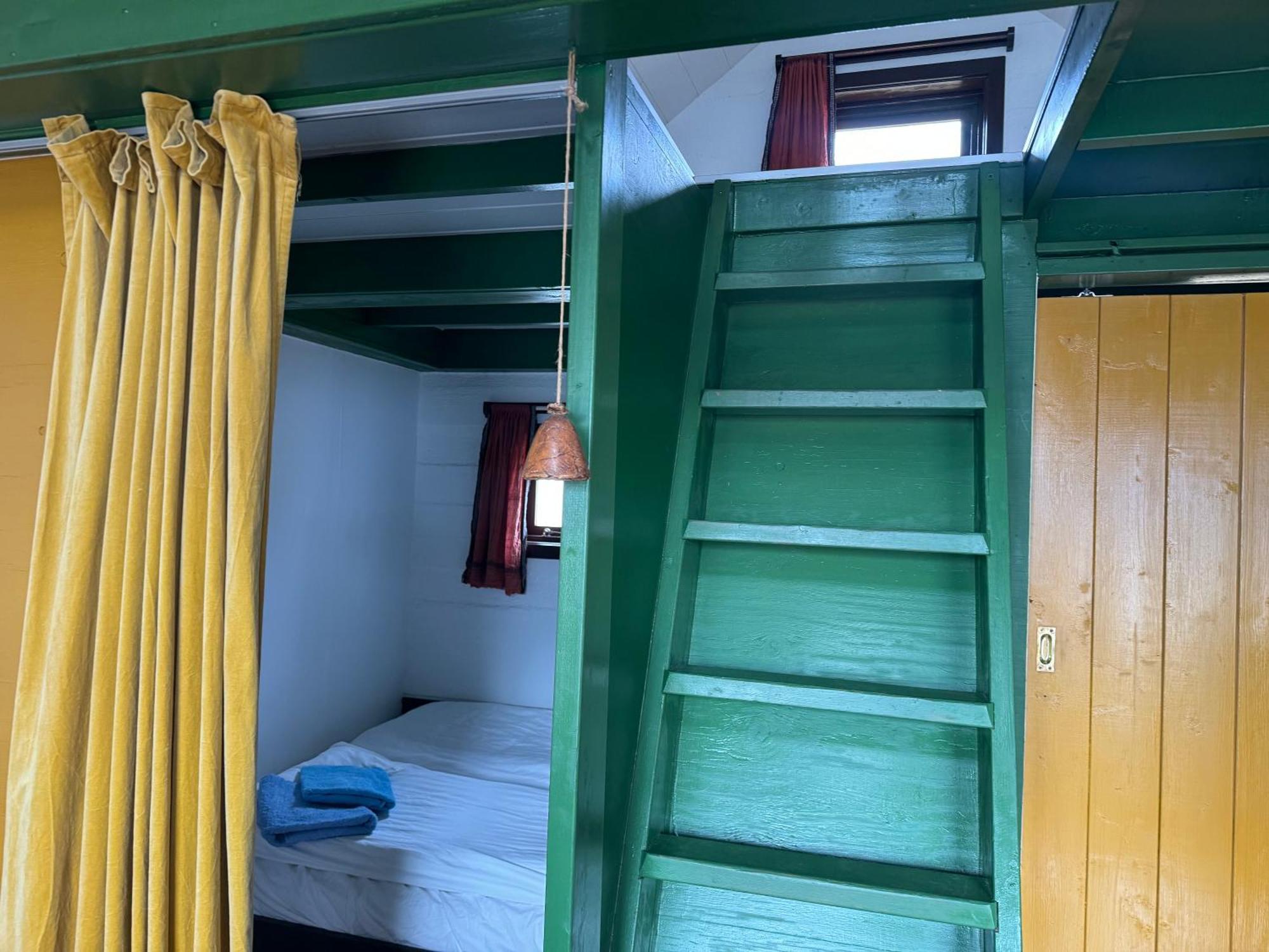 Hostel Hi